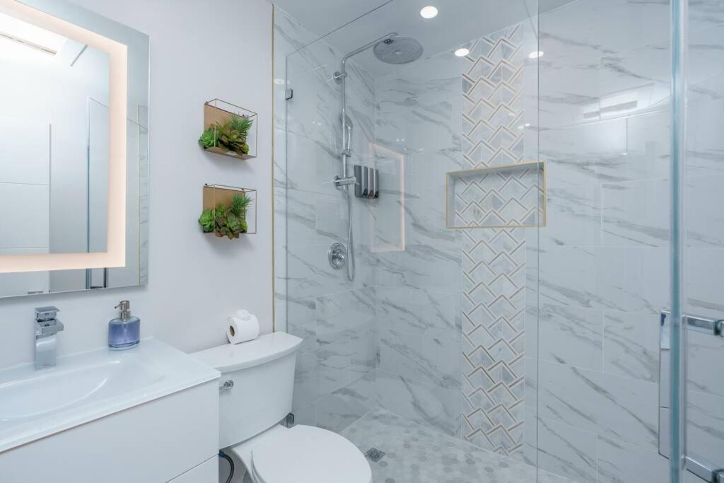 New! Miami & Calle Ocho Simpson'S Funhouse! Extérieur photo